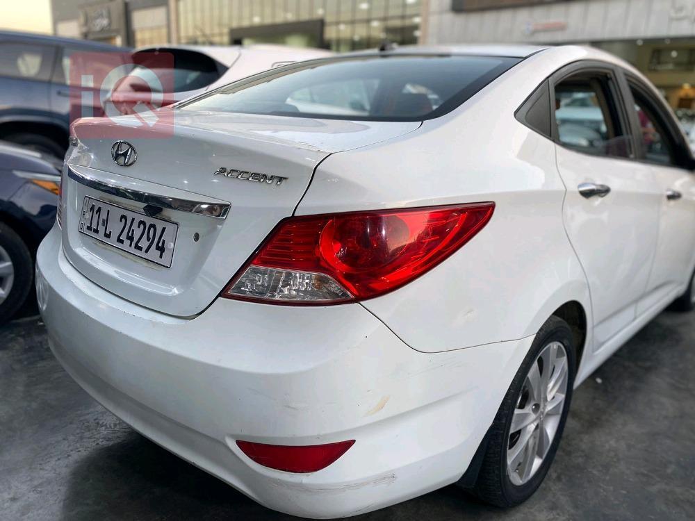 Hyundai Accent